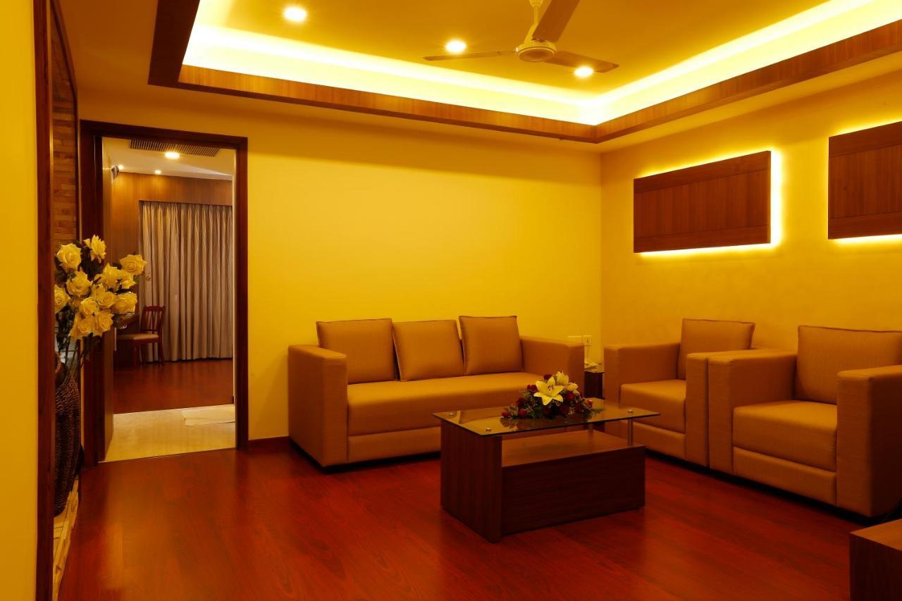 Hotel Arcadia Regency Alappuzha Экстерьер фото